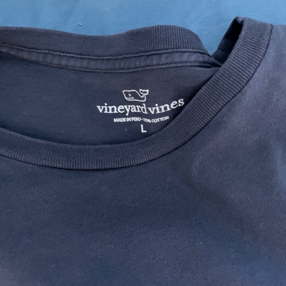 T shirt - Picture 2 of 3